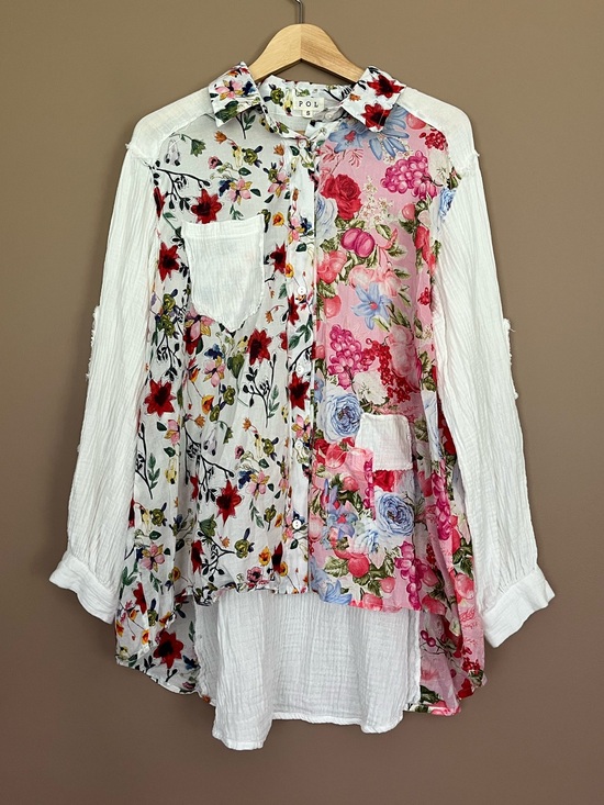 POL Tops - {POL} Oversized Patchwork Button-Down Shirt with Floral Contrast - Womens Small